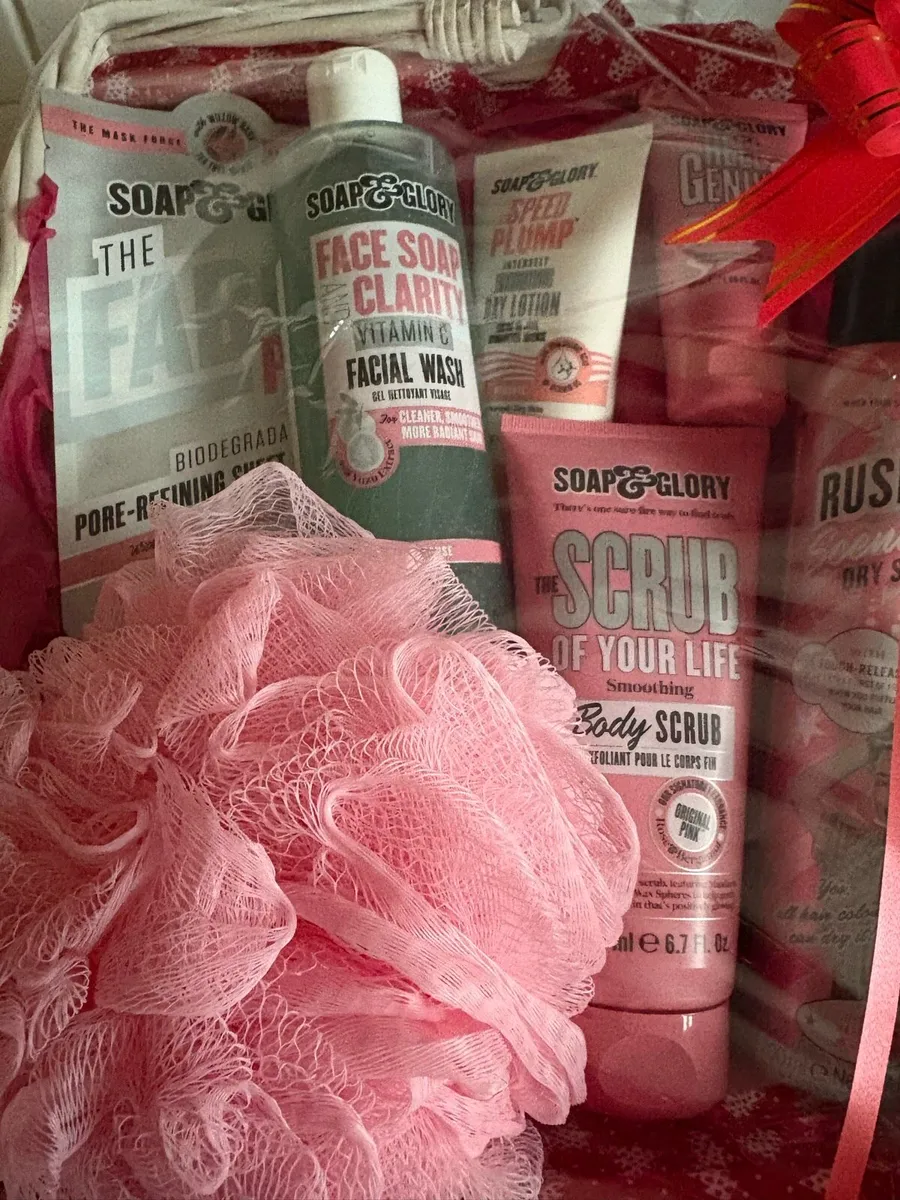 Gift hamper - Image 4