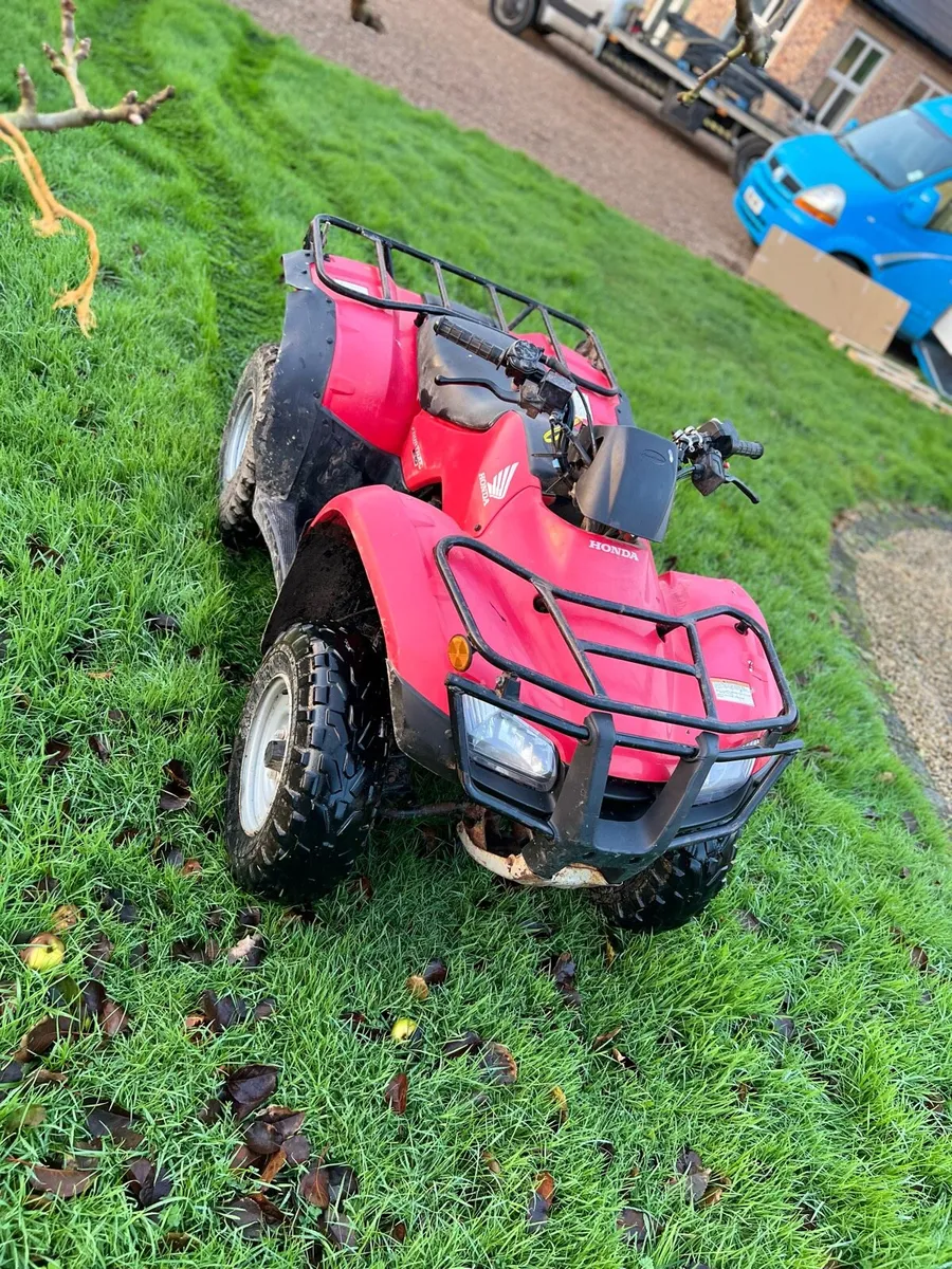 Honda trx 250 farm quad - Image 1