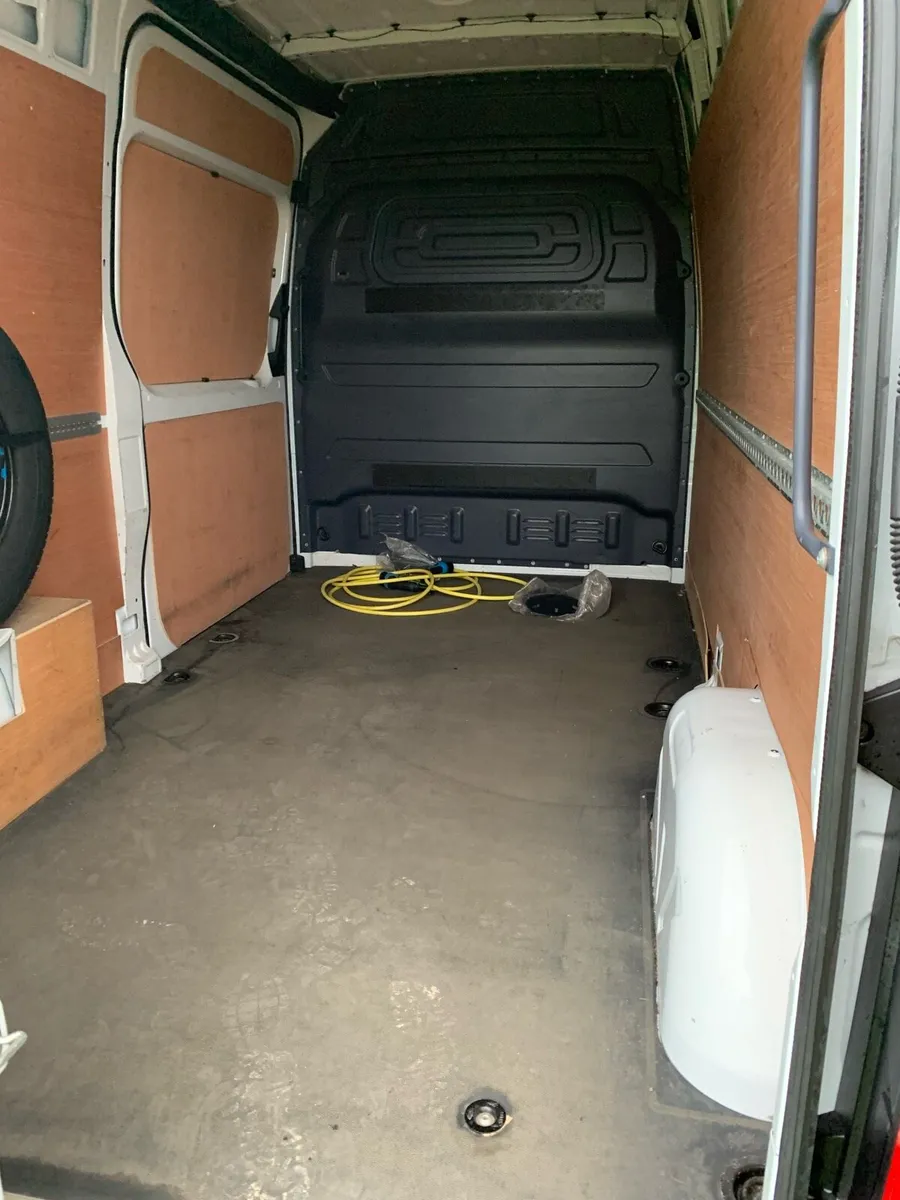 Mercedes sprinter - Image 3