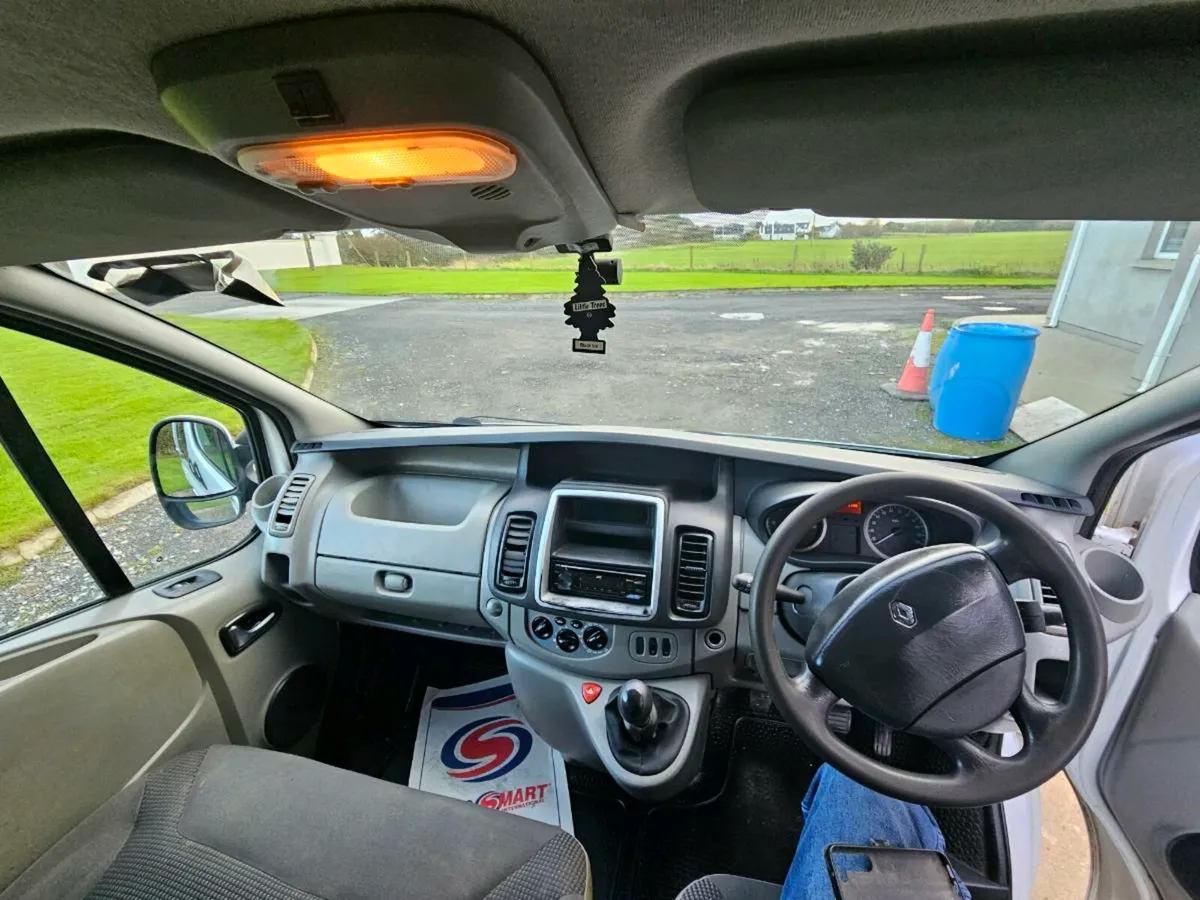 Vauxhall Vivaro Crew Cab - Image 3