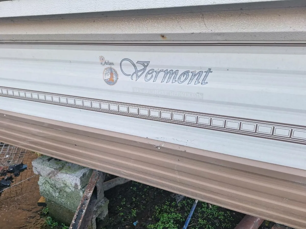 Mobile home for sale - Image 2