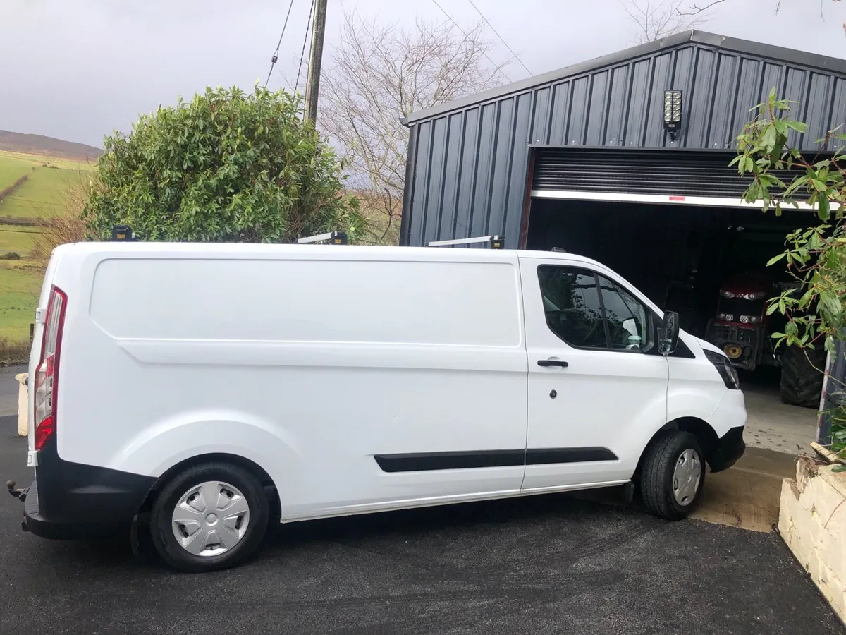 Ford transit custom LWB - Image 3