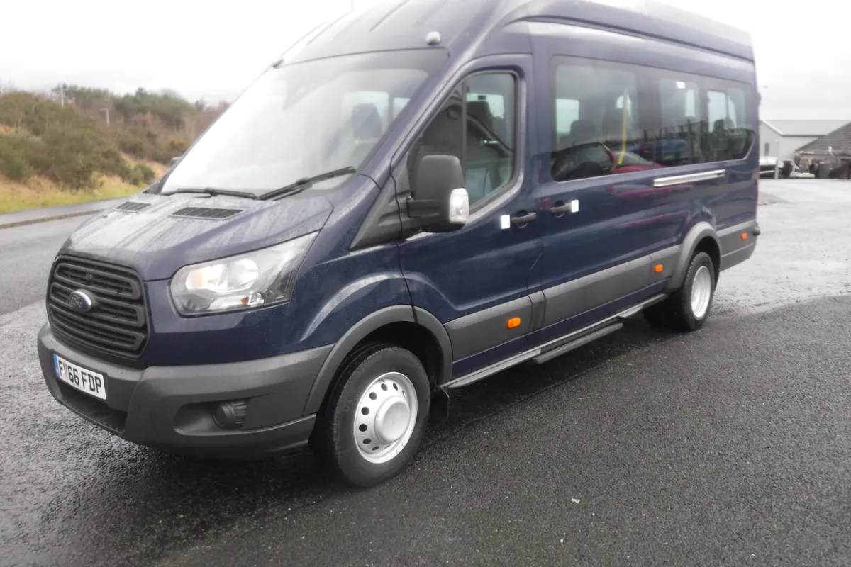 Ford Transit 2016 17 seater minibus, tacho . - Image 1