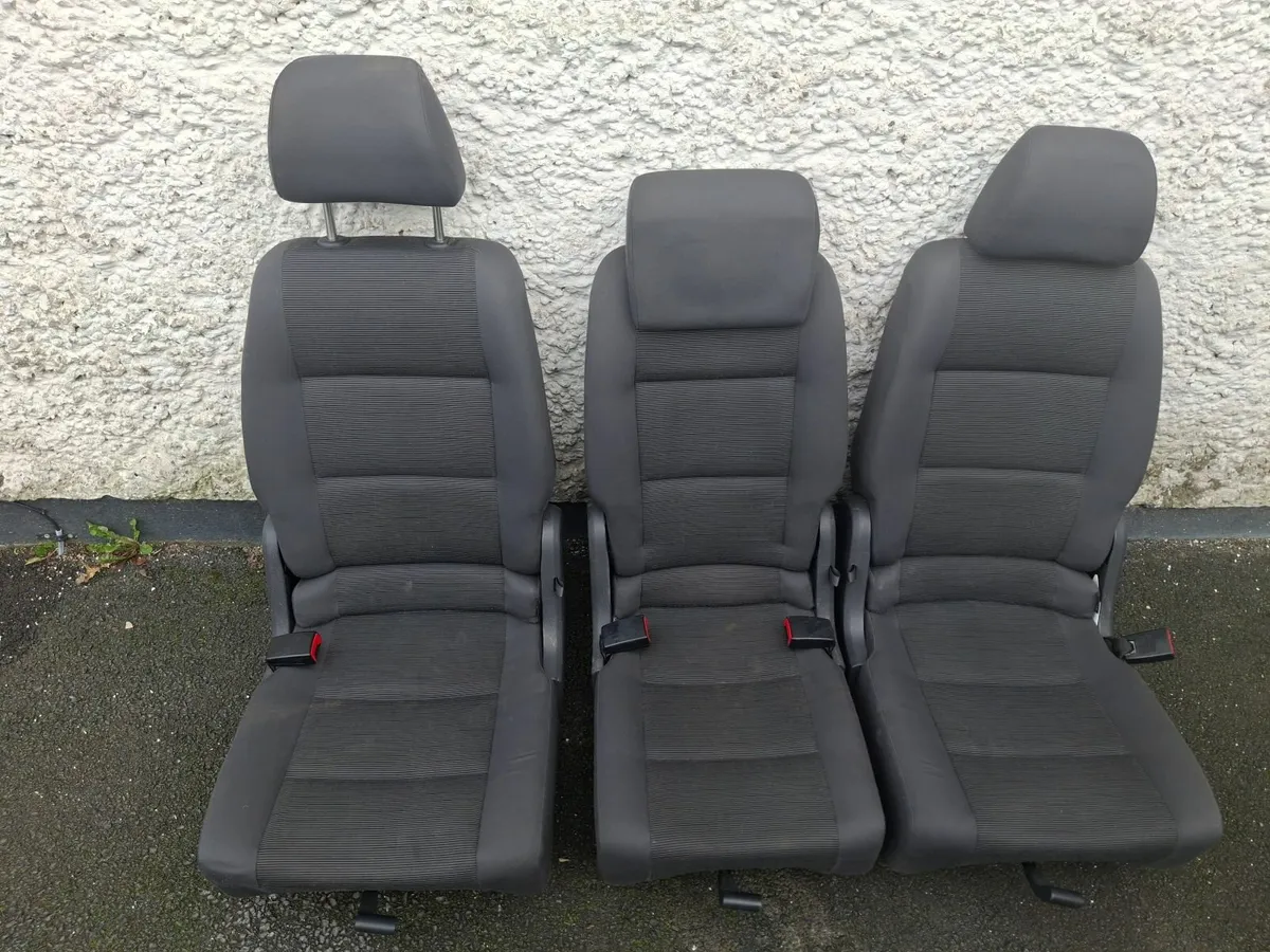 Car seats vw Touran - Image 1