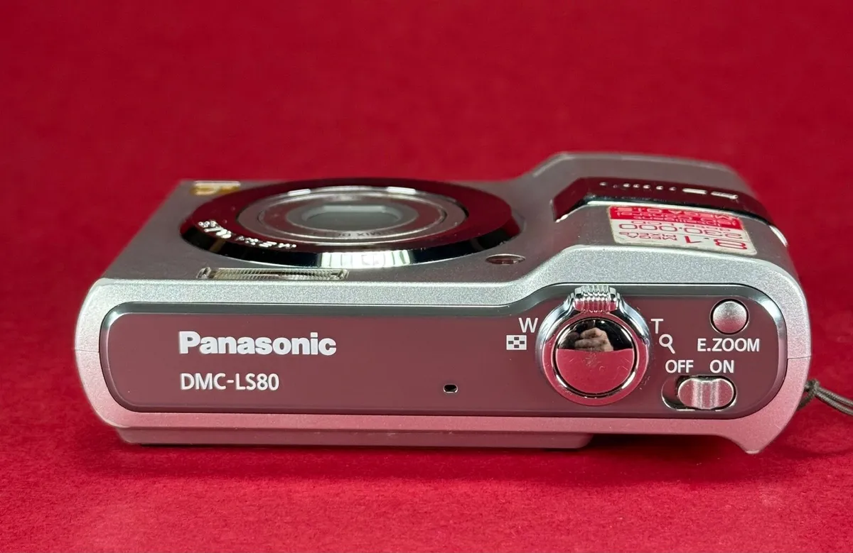 Panasonic Lumix DMC-LS80 - Image 4