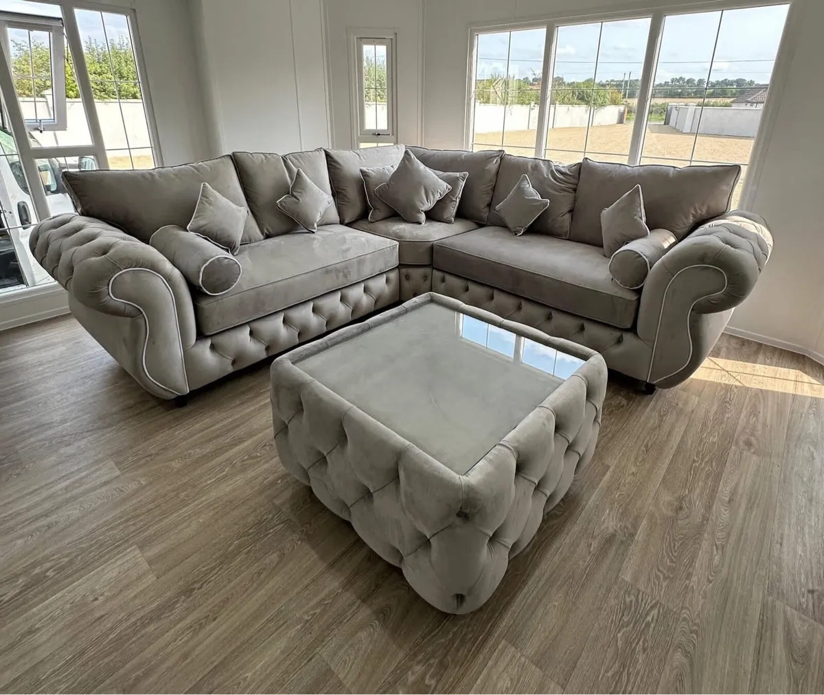 New chesterfield Fabric Sofas - Image 3
