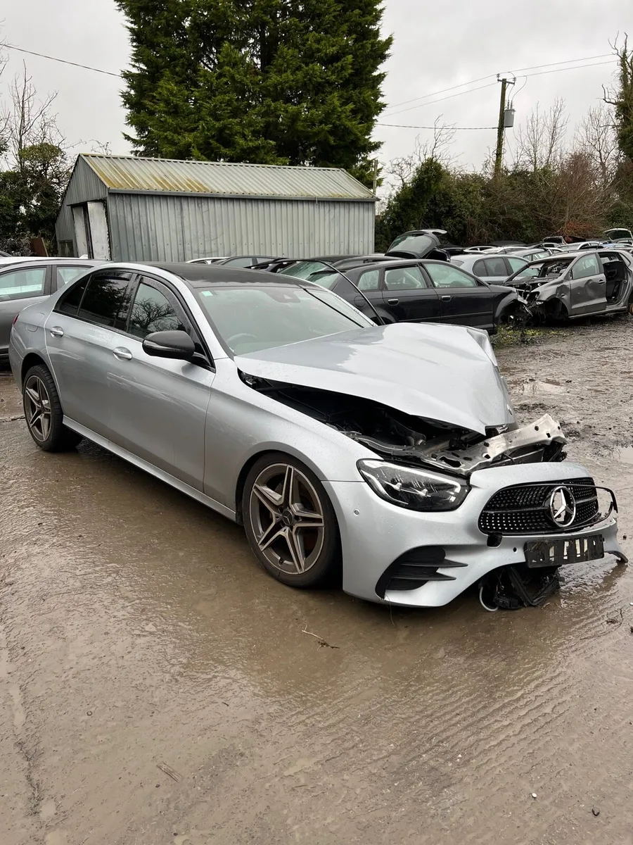 Breaking Mercedes e220 2022 AMG e-class w213 - Image 1