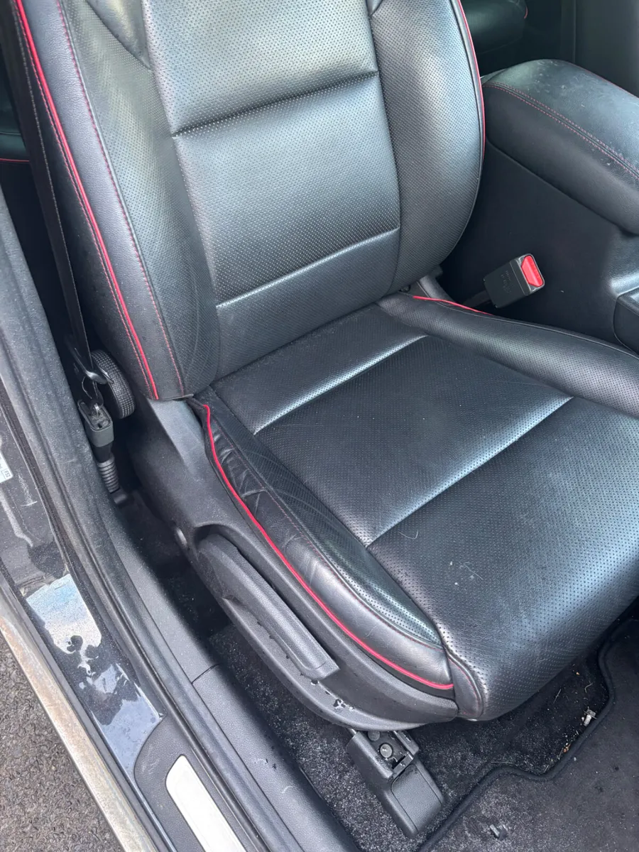 Kia Sportage GT Line leather seats& Steering Wheel - Image 2