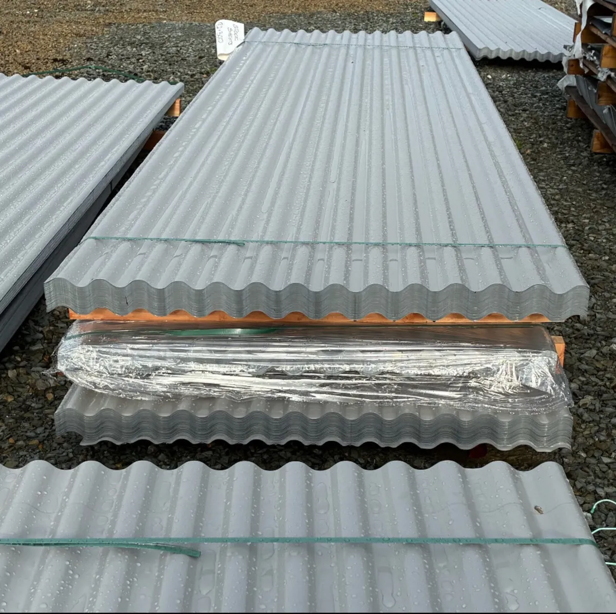 Corrugated roof sheets - Image 1