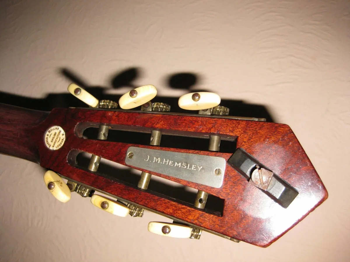 Rare Barnes&Μullins Banjo & Case Made In 1910 UK. - Image 4
