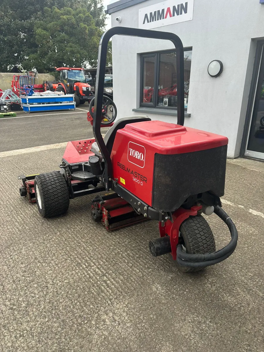 Toro sidewinder mower - Image 2
