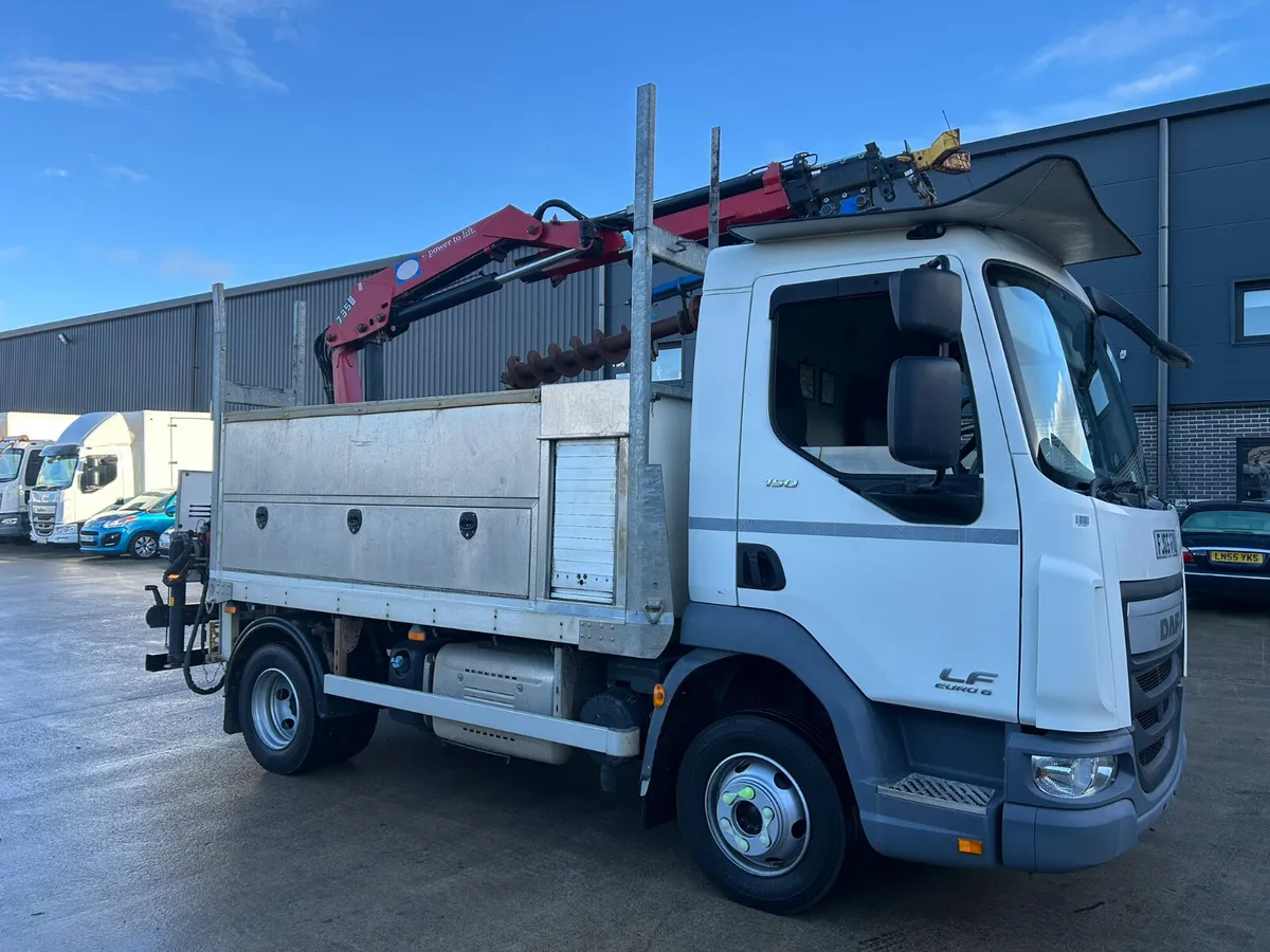 2016 DAF LF 45 150 8.3 Ton Pole Lorry - Image 1