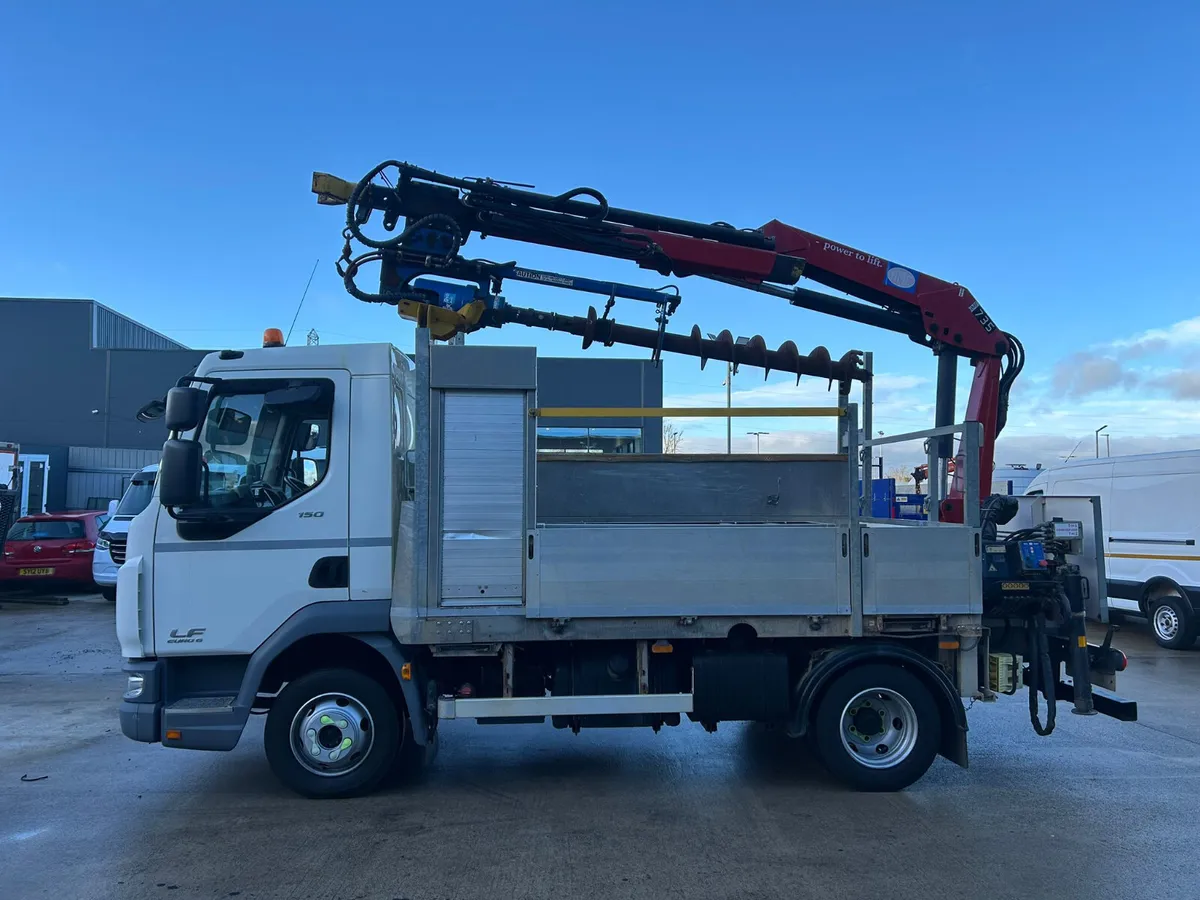 2016 DAF LF 45 150 8.3 Ton Pole Lorry - Image 2