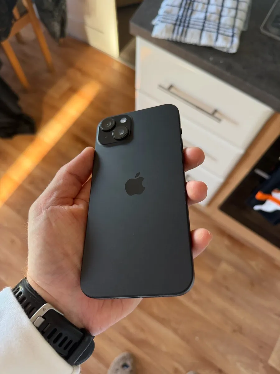 iPhone 15 plus 256gb black - Image 4