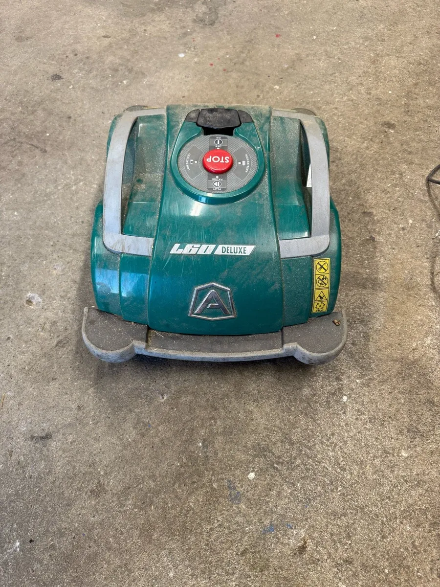 Robotic lawnmower - Image 2