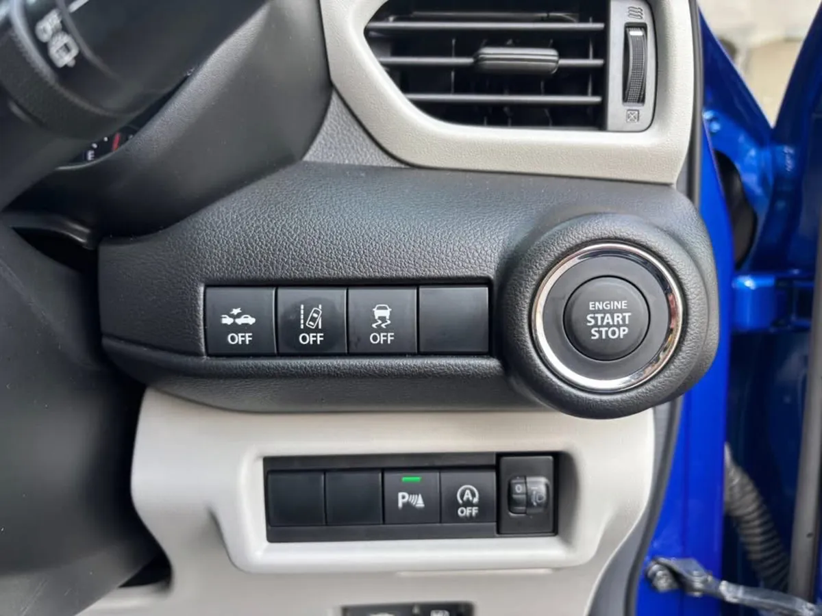 2022 Renault Trafic 9 Seater Business - Image 3