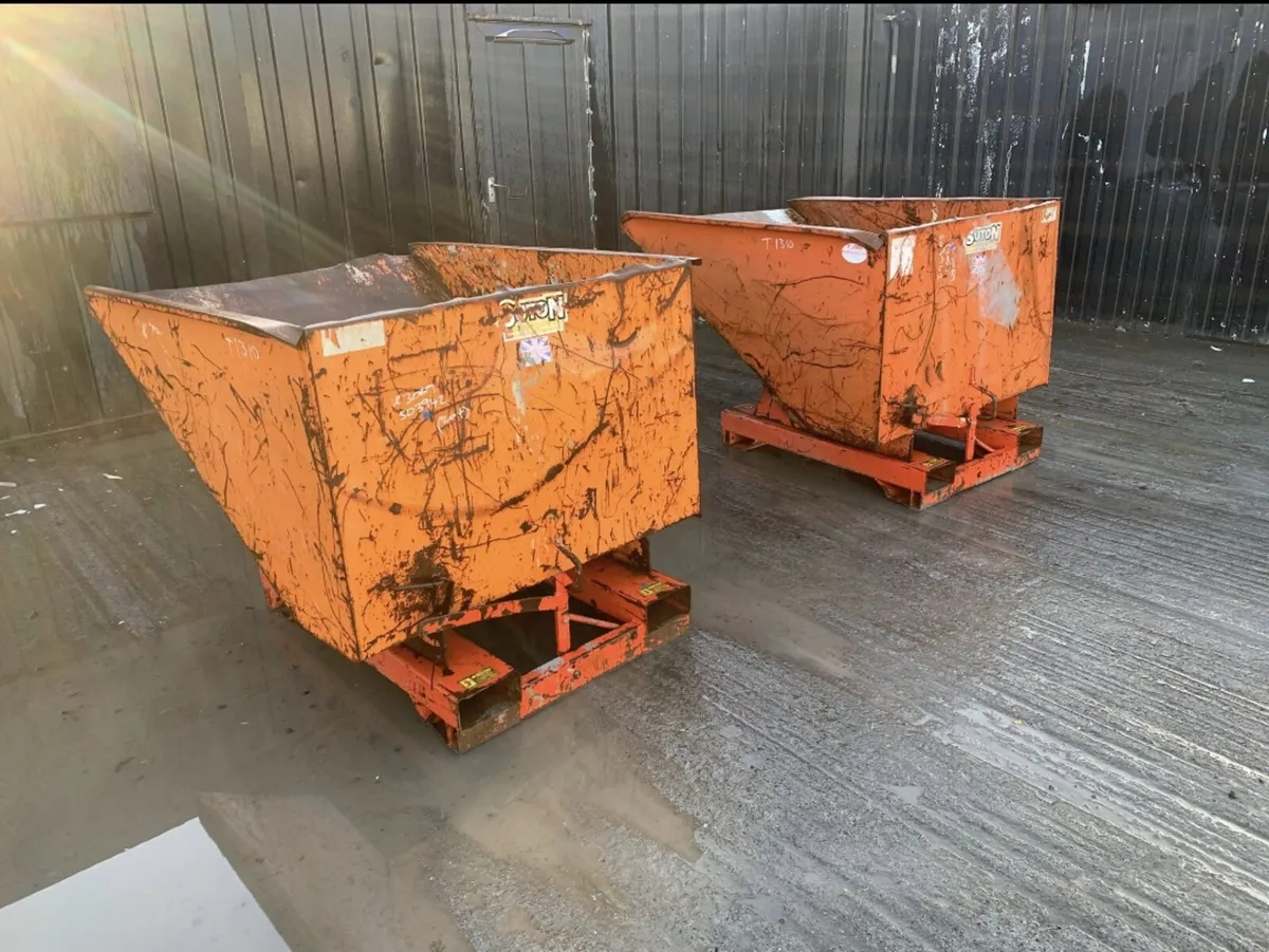 Sutton Tipping Skip to Suit Forklift - Image 1