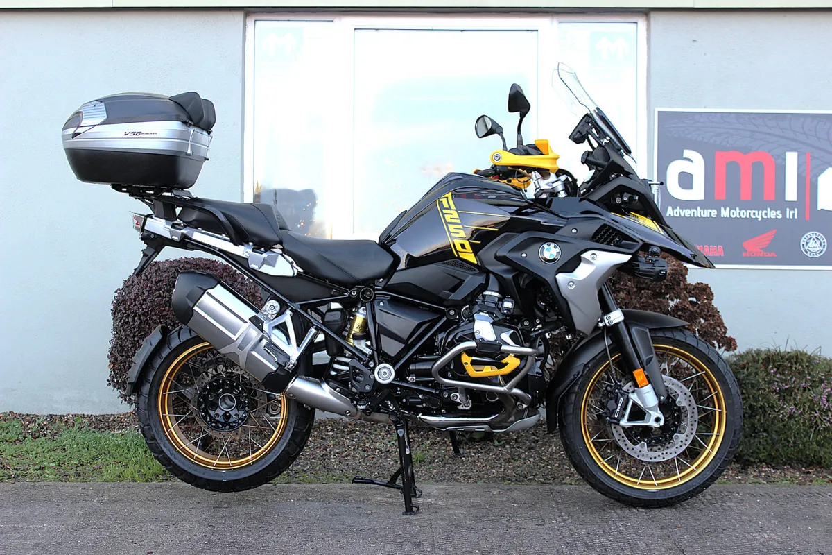 2022 BMW R1250 GS 40 YEARS GS - Image 1