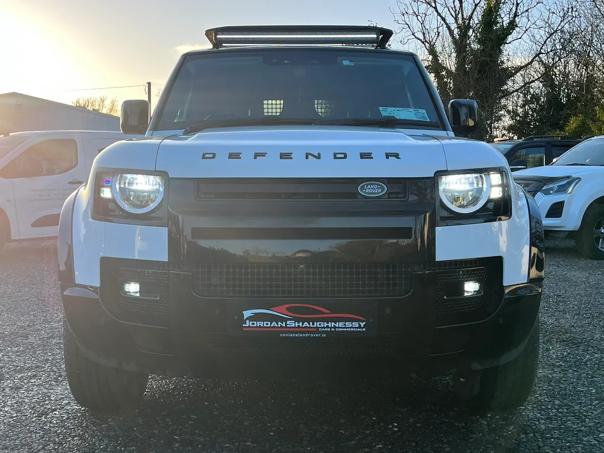 2021 LAND ROVER DEFENDER 110 3.0 D250 - Image 2
