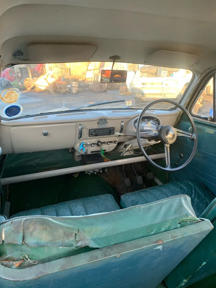 1955 Austin A50 **PRICE REDUCED** - Image 2
