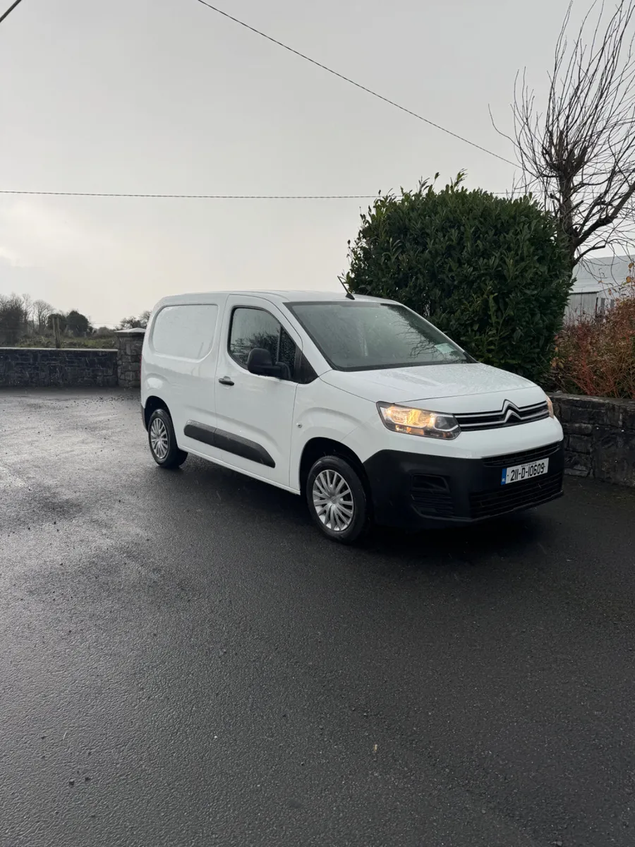 Citroen Berlingo 2021 - Image 1