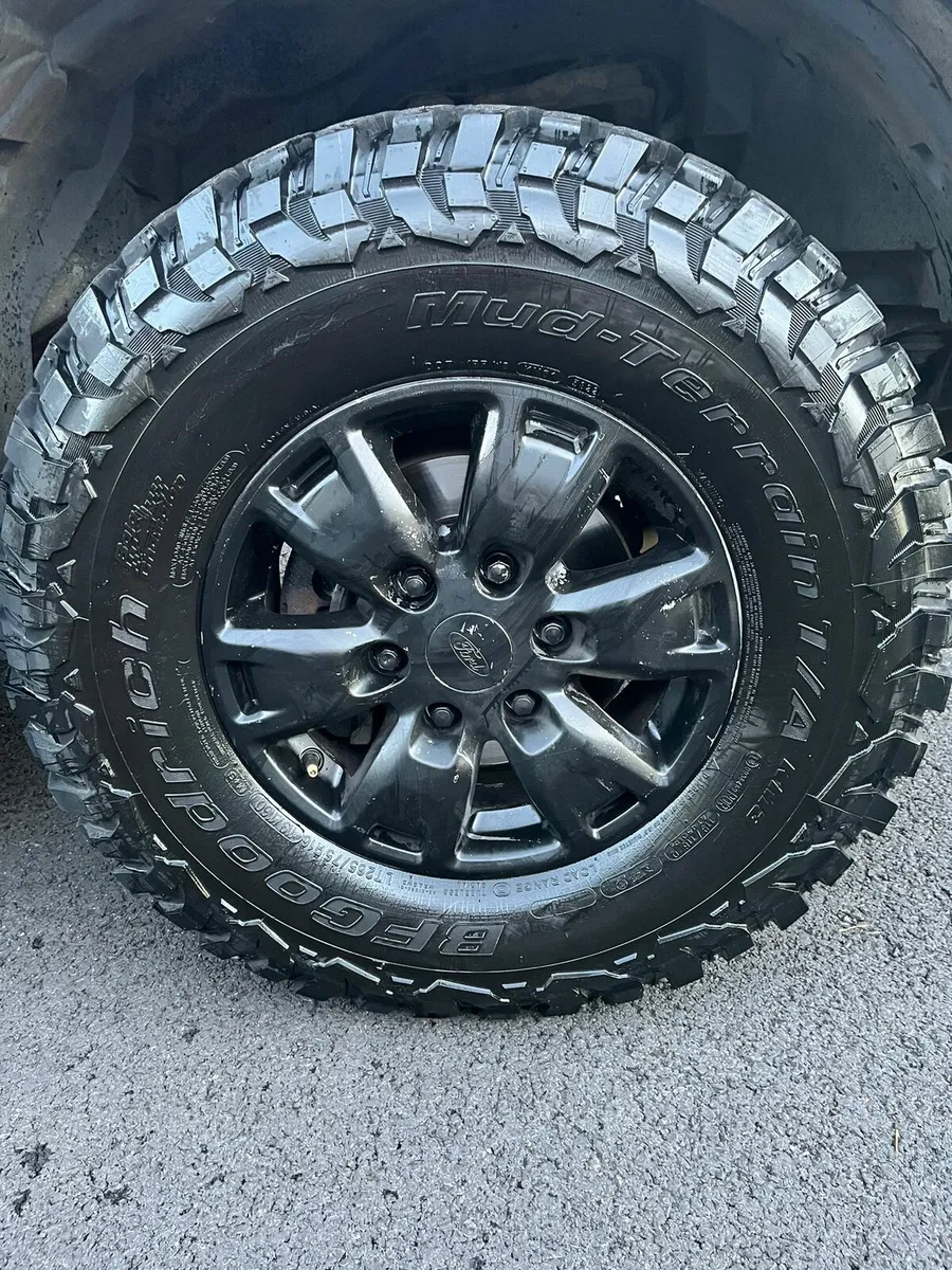 Ranger alloy wheels 80% rubber off a 131 - Image 1