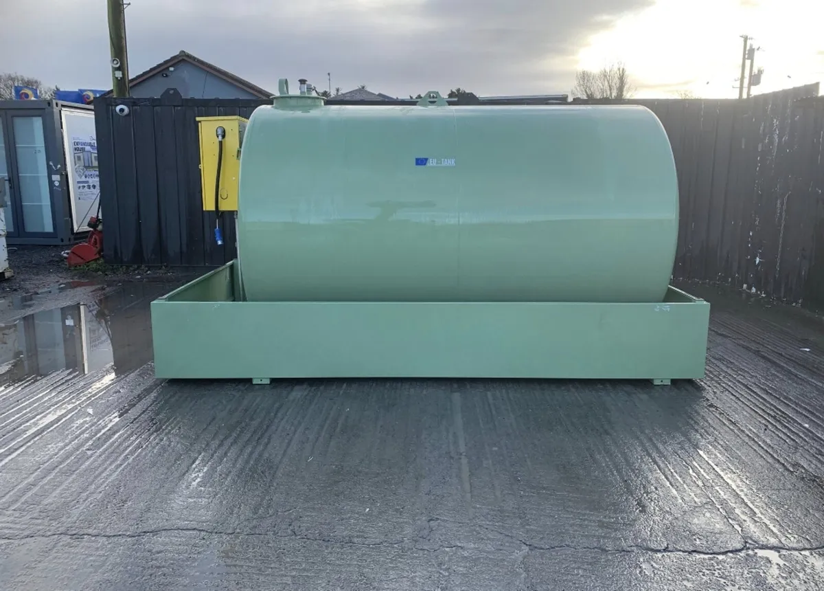 Emiliana Serbatoi 9000L - Image 1