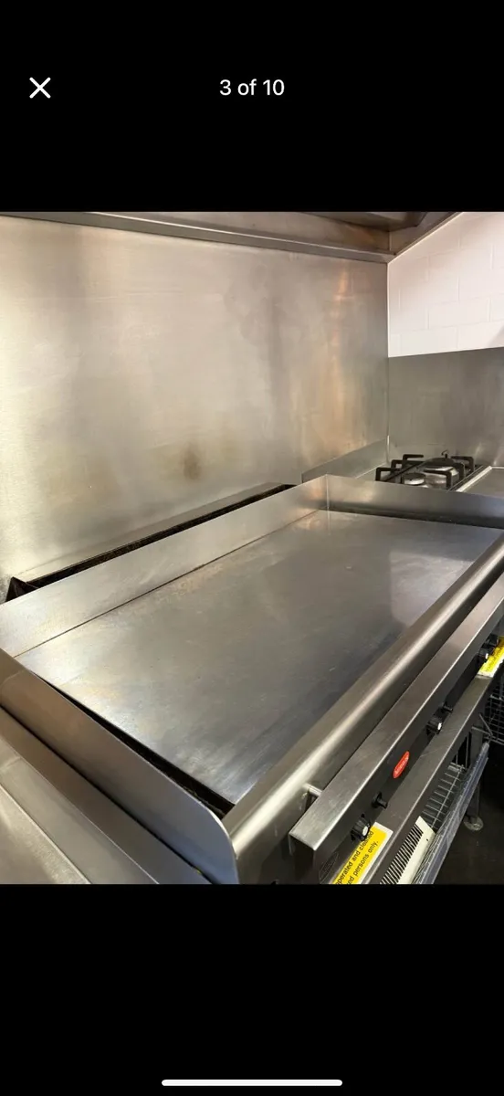 Food Truck - Immaculate - Image 3