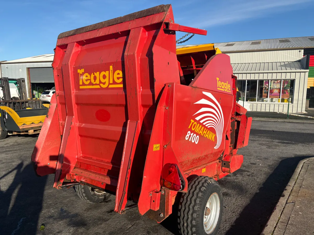Teagle 8100 Silage Feeder & Straw Blower - Image 4