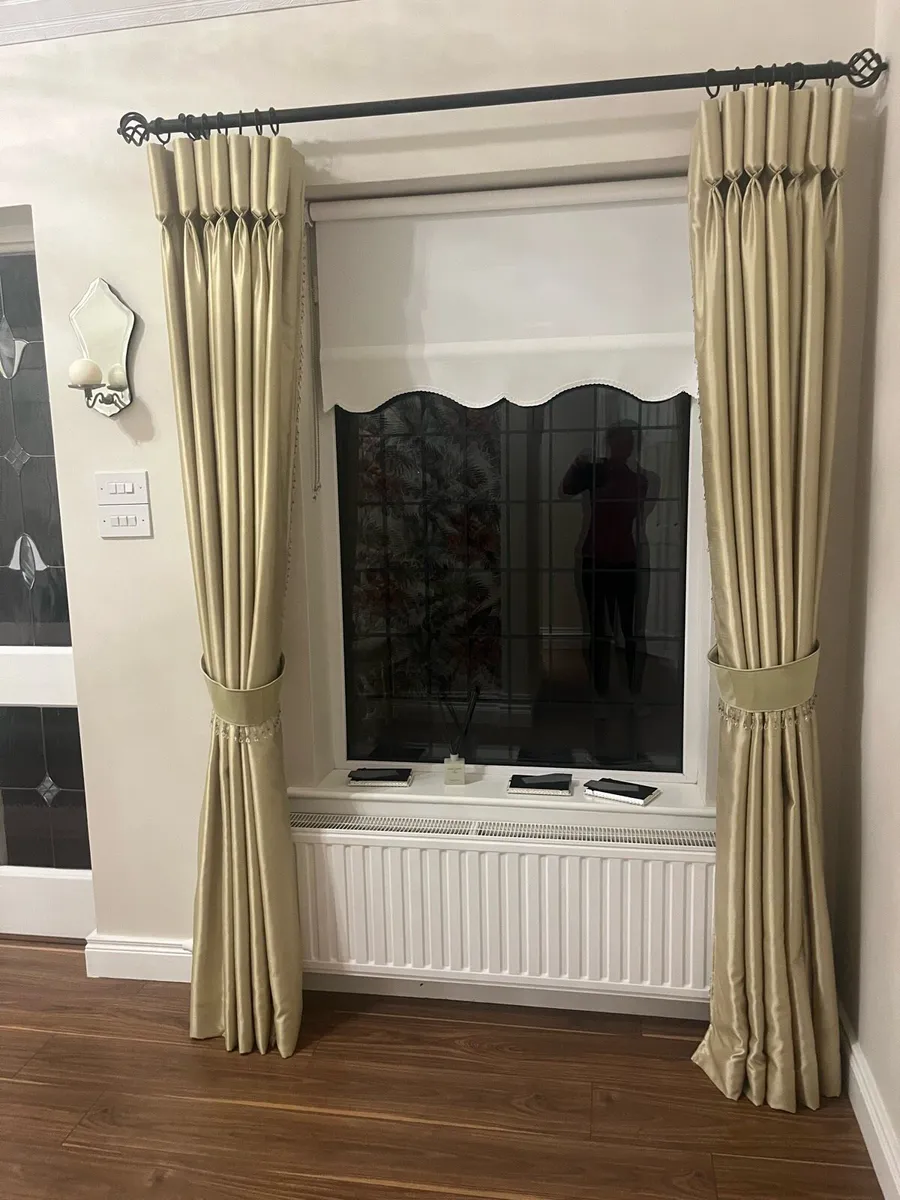 Curtains for sale - Image 1