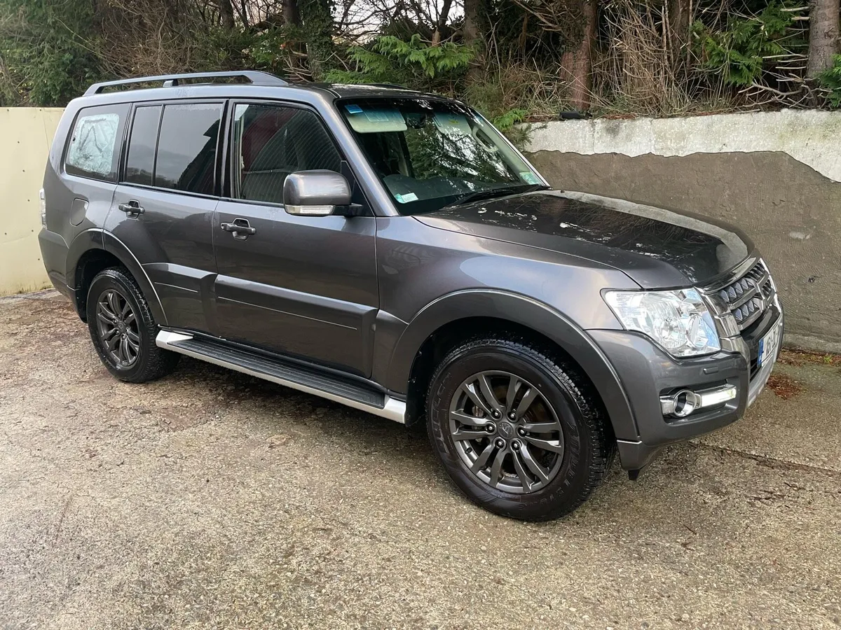 Mitsubishi pajero - Image 1