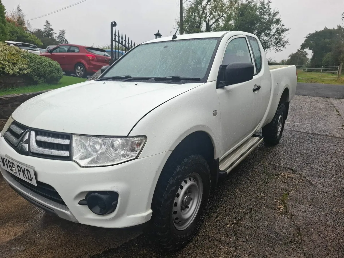 Mitsubishi L200 2017 - Image 1