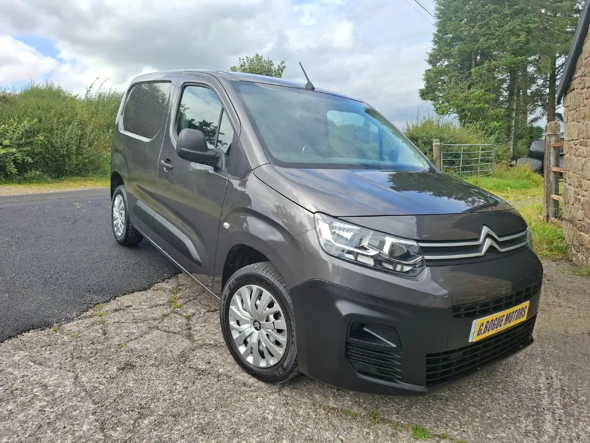 Citroen Berlingo 2023 - Image 1