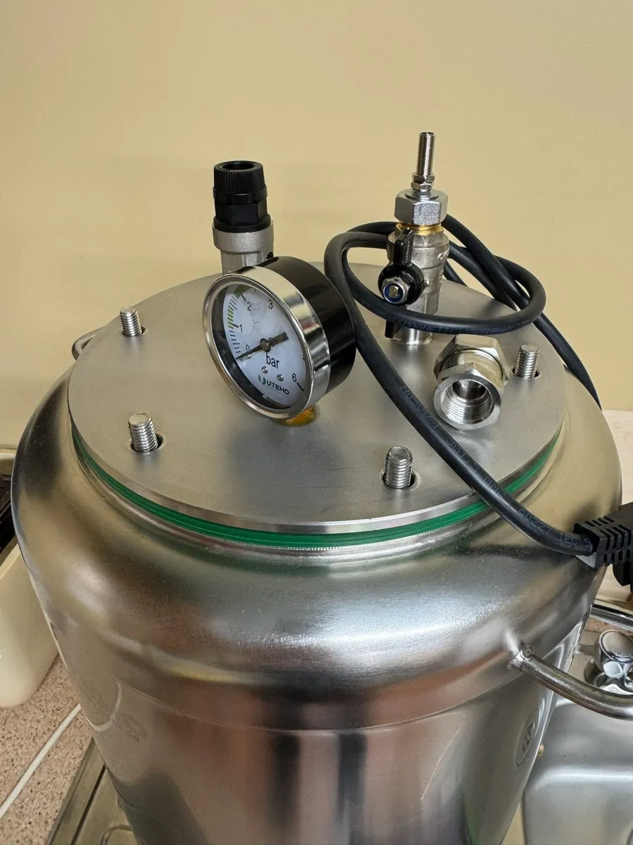Autoclave UTEHO - Image 3
