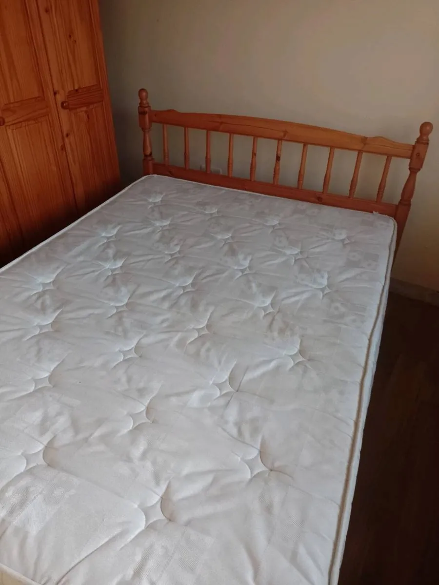 Pine double bed - Image 2