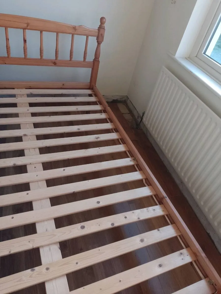 Pine double bed - Image 3