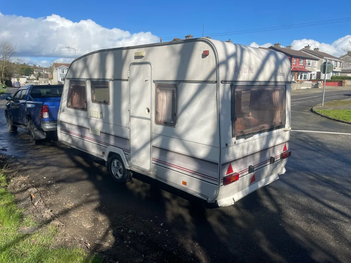 4 birth caravan - Image 3