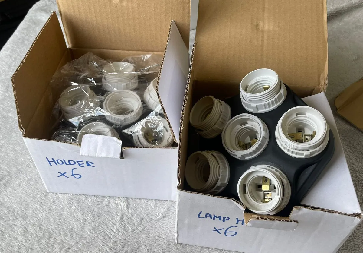 E27 to E27 base socket splitter - Image 3