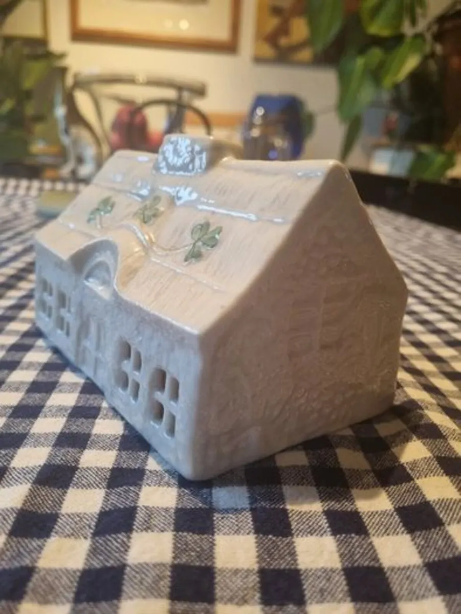 Belleek Irish Cottage - Image 3