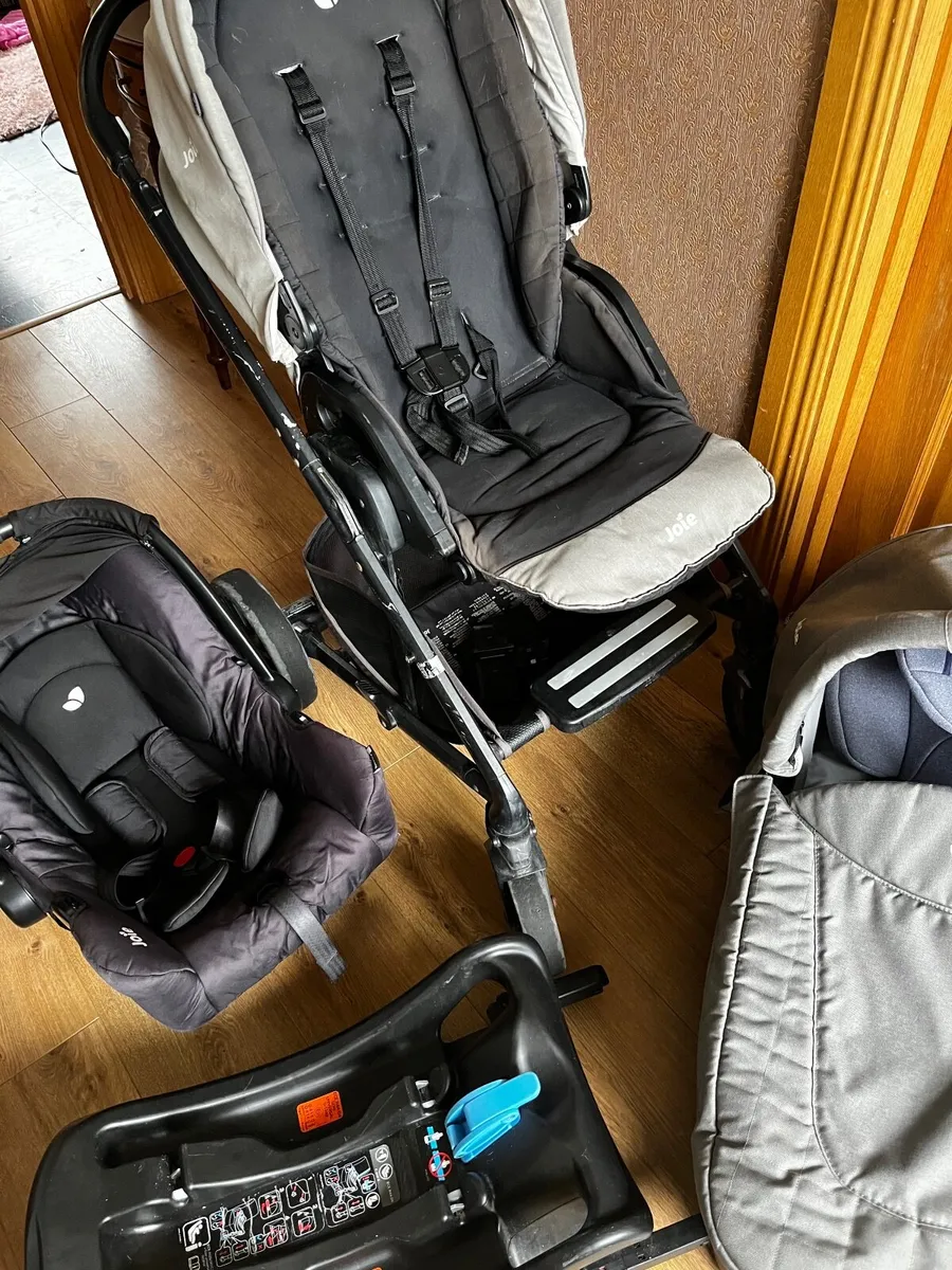 Joie travel system - Image 1