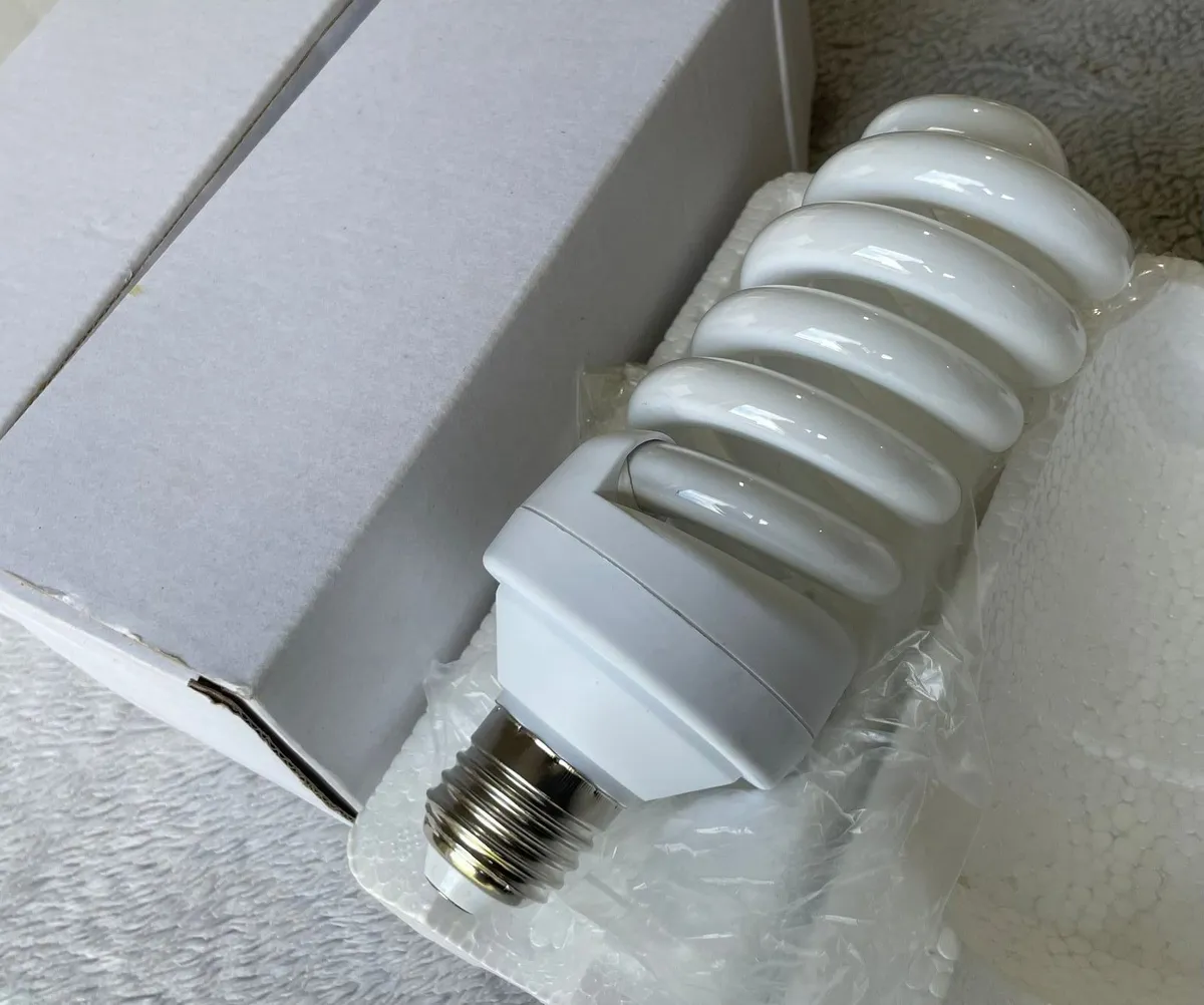 Photography studio E27 85W and E27 30W bulbs - Image 3