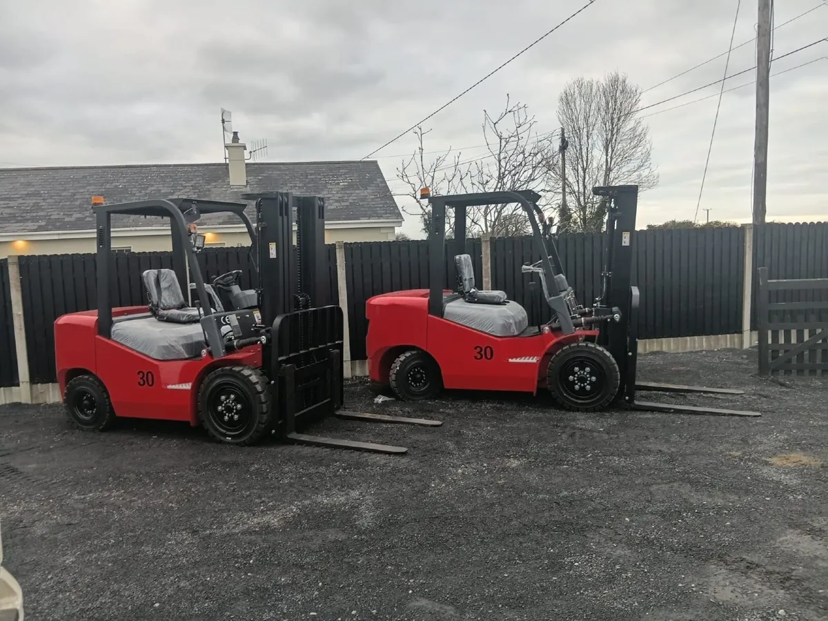 2 x 3 Ton Diesel Forklifts New - Image 1