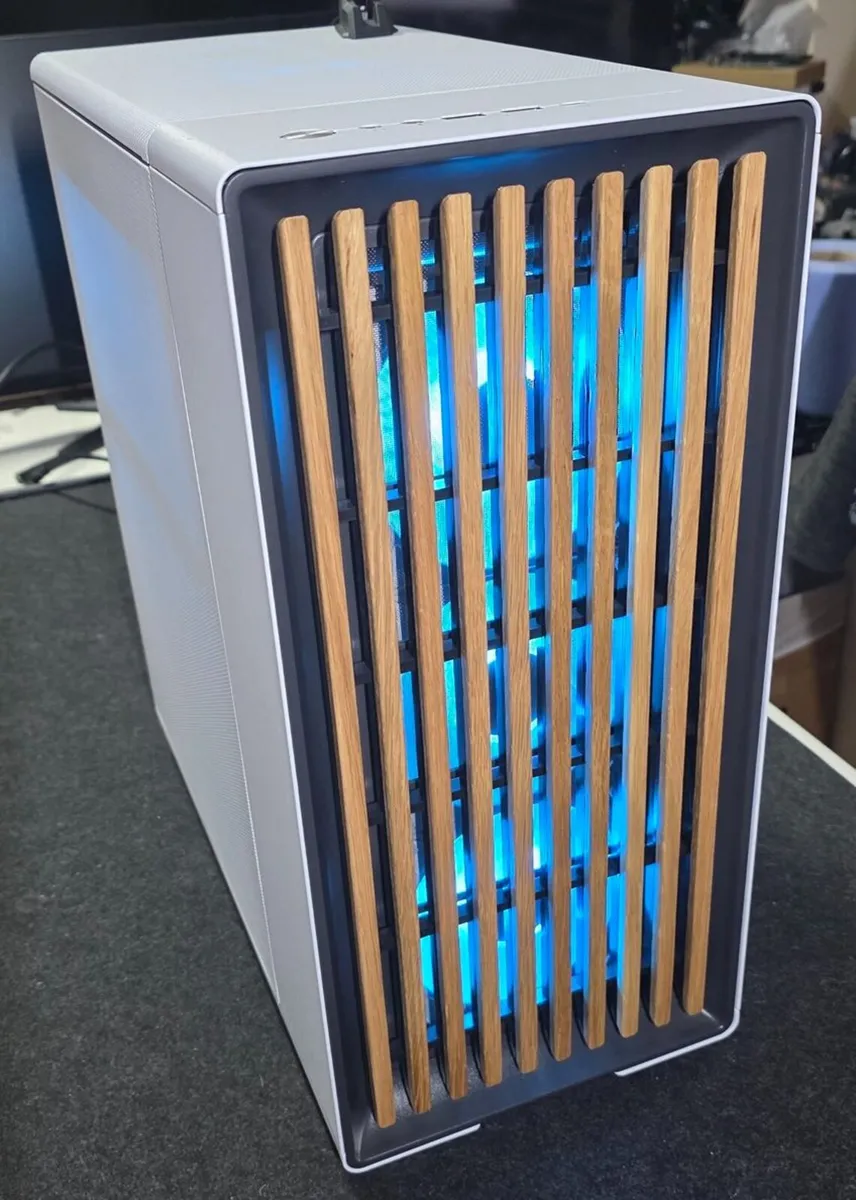 Hi-End Ryzen X3D & RX 9070 XT 16GB Gaming PC - Image 2