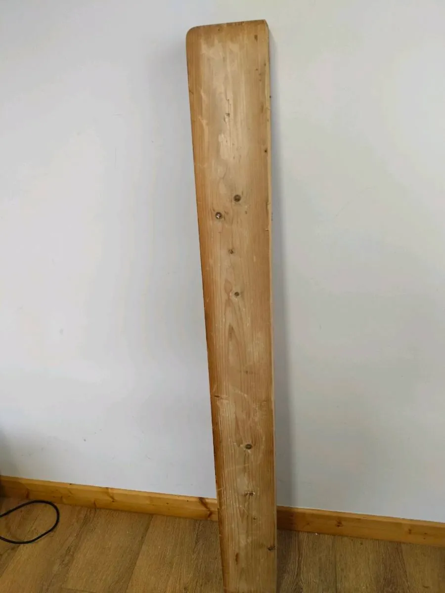 Pine wood mantle - Image 2