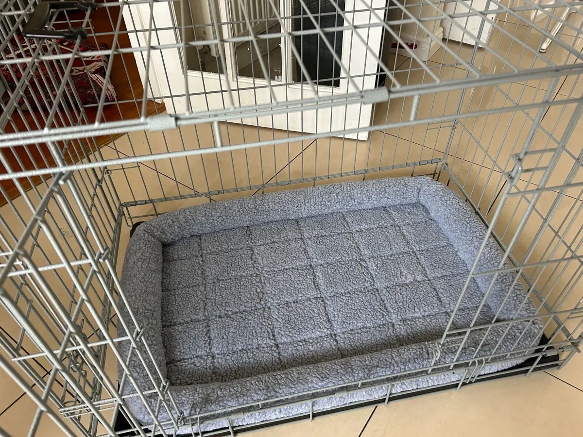 SAVIC Dog Crate with Cushion - Image 2