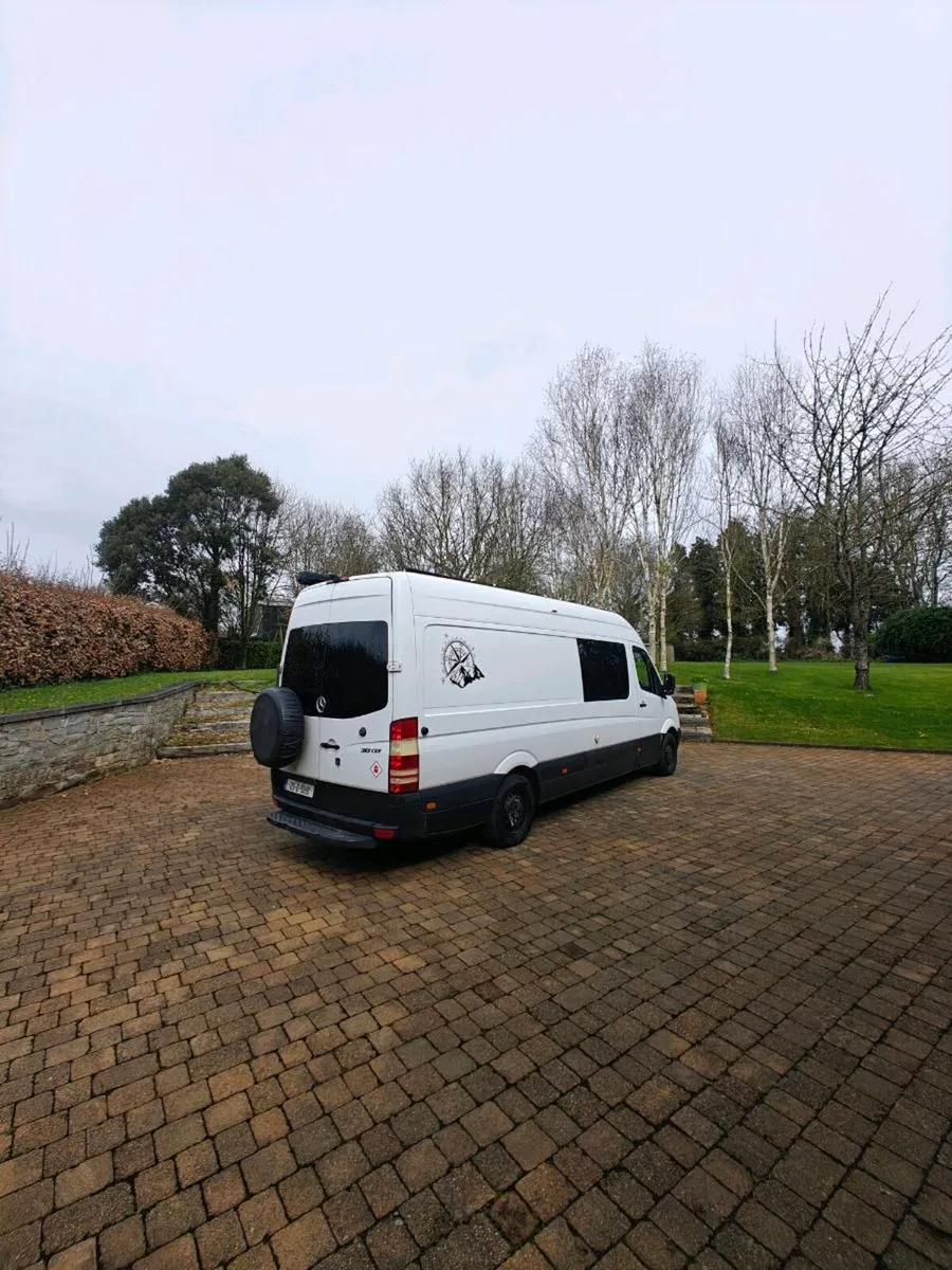 Mercedes Benz Sprinter Campervan - Image 4