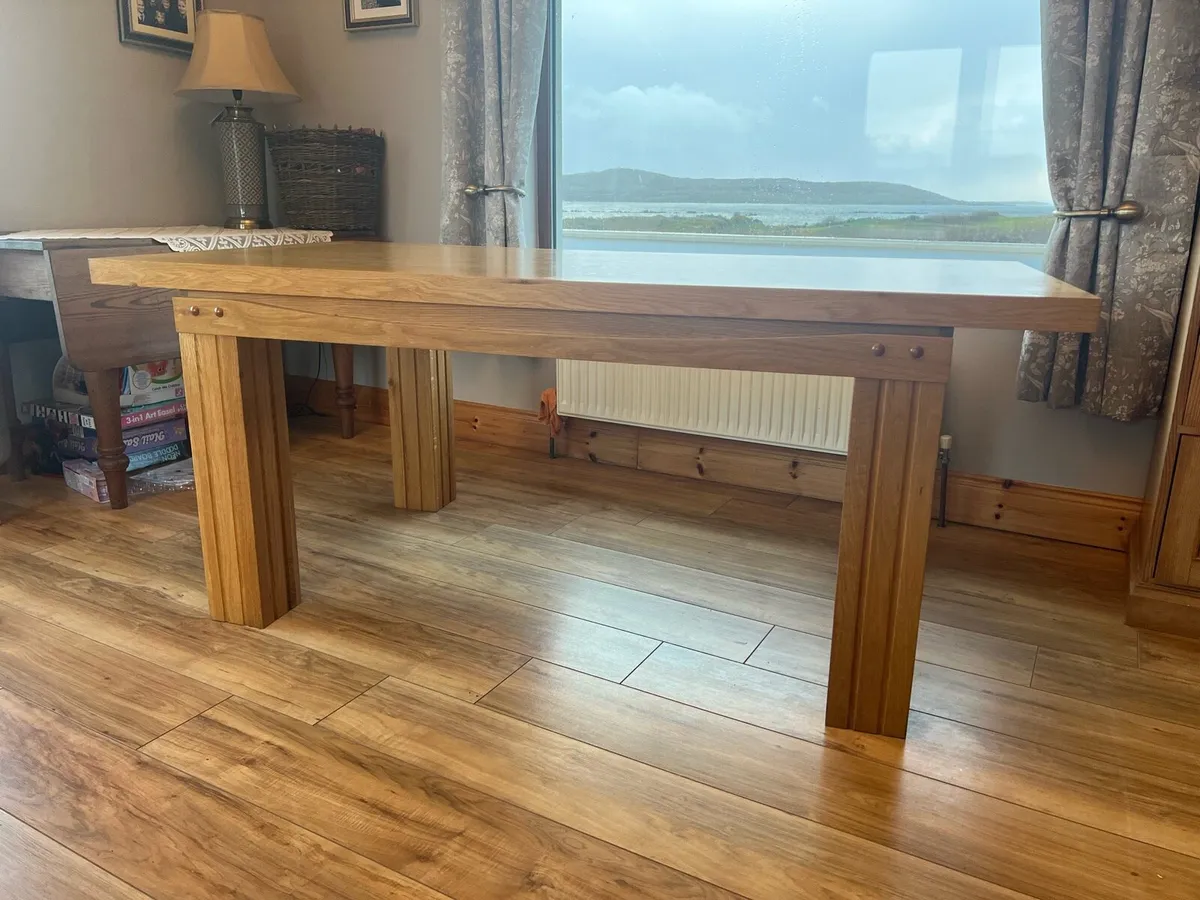 Dining table - Image 2