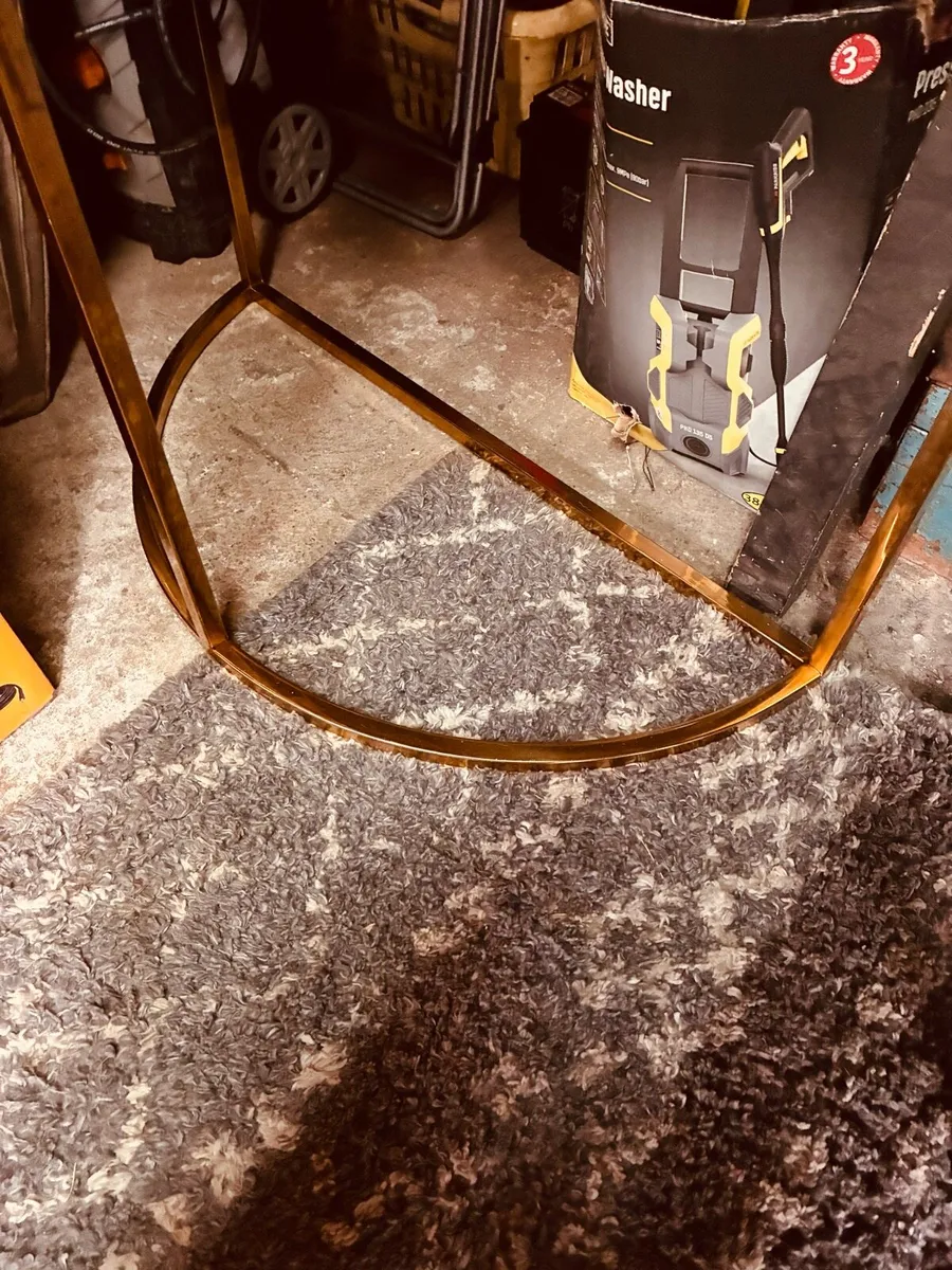 Hall table - Image 1