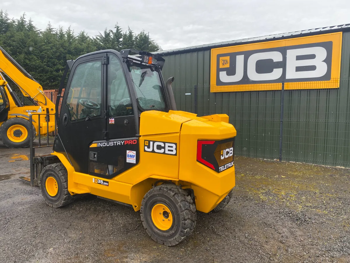 EX DEMO JCB TLT35-26D-4WD TELETRUK YEAR 2025 - Image 2