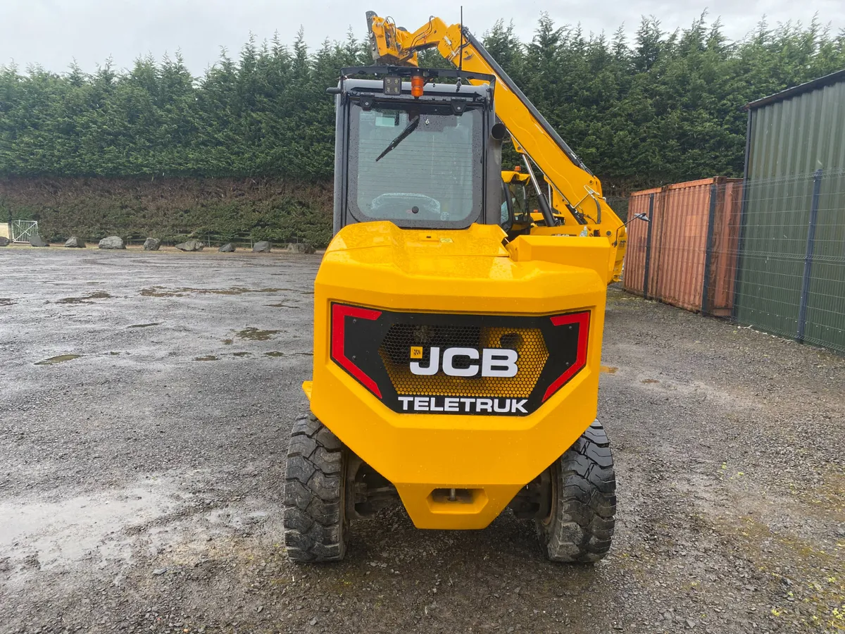 EX DEMO JCB TLT35-26D-4WD TELETRUK YEAR 2025 - Image 3
